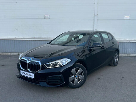 2020 BMW 1 серии 118d III (F40), чёрный, 2249000 рублей, вид 1