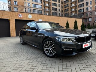 2017 BMW 5 серии 520d xDrive VII (G30/G31/G38), серый, 4050000 рублей, вид 2