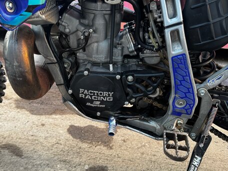 2022 Yamaha YZ250, синий, 699999 рублей, вид 4