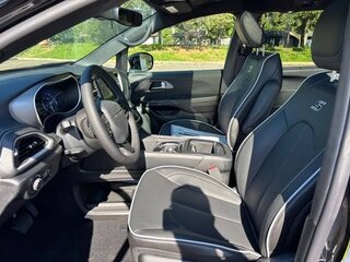 2026 Chrysler Pacifica RU Рестайлинг 2, чёрный, 12543935 рублей, вид 4