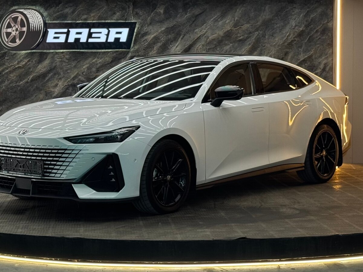Открыть фотографии: Changan UNI-V I
