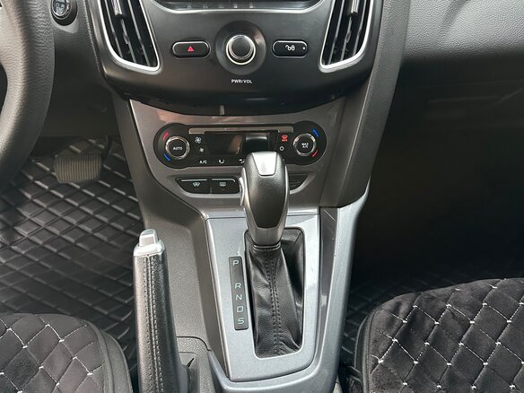 2014 Ford Focus III, белый, 1120000 рублей - вид 14