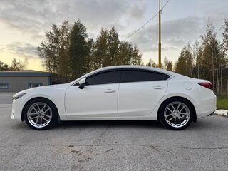 2017 Mazda 6 III (GJ) Рестайлинг, белый, 2050000 рублей, вид 2