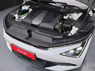 2025 Kia EV6 I Рестайлинг, белый, 3511700 рублей, вид 5