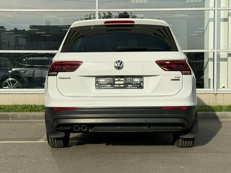 2017 Volkswagen Tiguan II, белый, 2050000 рублей, вид 5