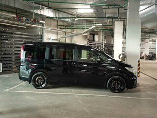 2016 Honda Stepwgn V, чёрный, 1630000 рублей, вид 3