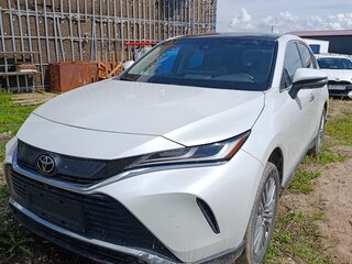 Toyota Harrier IV (XU80)