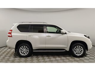 2014 Toyota Land Cruiser Prado 150 Series Рестайлинг 1, белый, 3149000 рублей, вид 4