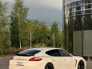 2011 Porsche Panamera Turbo I, белый, 2790000 рублей, вид 2