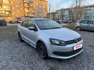 2012 Volkswagen Polo V, серебристый, 430000 рублей, вид 2