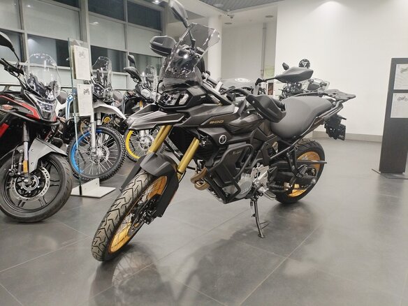 2026 Voge 900DSX, чёрный, 1033000 рублей - вид 2
