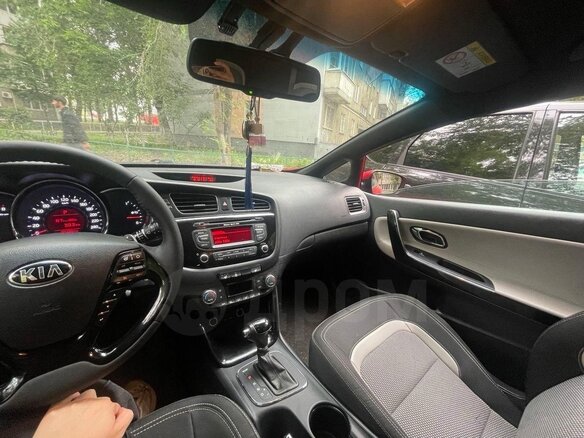 2015 Kia Ceed II, красный, 1050000 рублей - вид 3