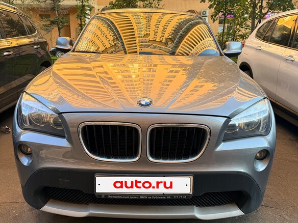 2012 BMW X1 20i I (E84), серый