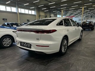 2024 Bestune B70 I Рестайлинг, белый, 2653000 рублей, вид 2