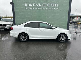2017 Volkswagen Jetta VI Рестайлинг, белый, 1450000 рублей, вид 4