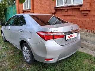 2014 Toyota Corolla XI (E160, E170, E180), серебристый, 1556000 рублей, вид 4