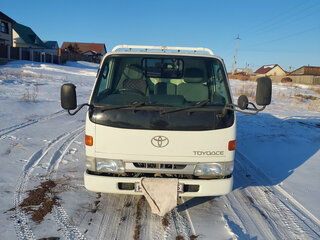 1996 Toyota Dyna, белый, 1500000 рублей, вид 1