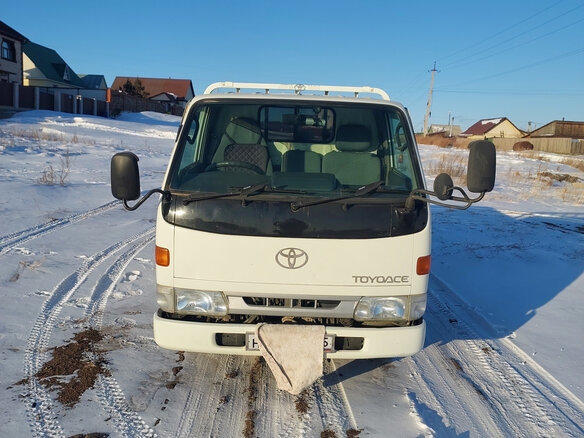1996 Toyota Dyna, белый, 1500000 рублей
