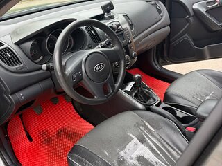 2012 Kia Cerato 6-speed II, серый, 800000 рублей, вид 4