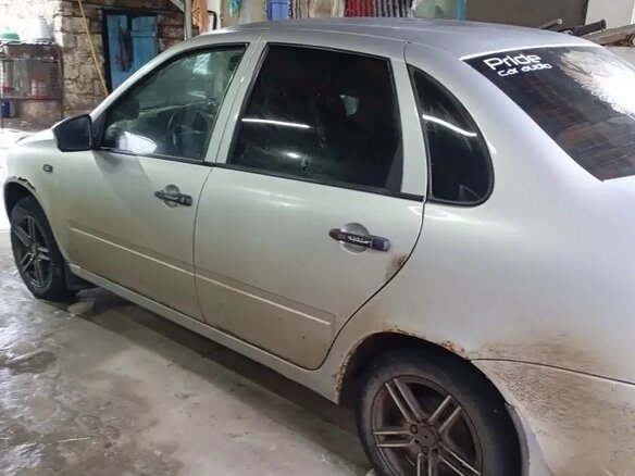 2010 Lada (ВАЗ) Kalina I, серебристый, 280000 рублей - вид 3