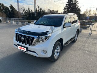 2015 Toyota Land Cruiser Prado 150 Series Рестайлинг 1, белый, 3500000 рублей, вид 1