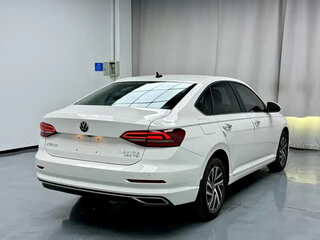 2022 Volkswagen Lavida III, белый, 1499099 рублей, вид 4