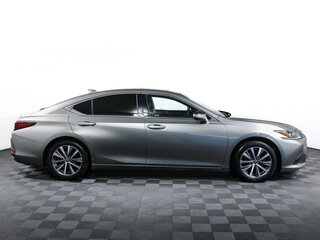 2020 Lexus ES 250 VII, серый, 3644000 рублей, вид 4