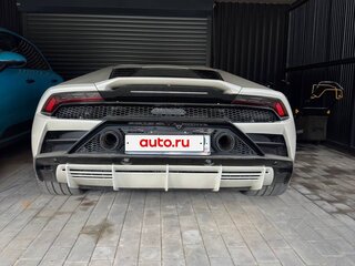2021 Lamborghini Huracán I Рестайлинг, белый, 35000000 рублей, вид 1