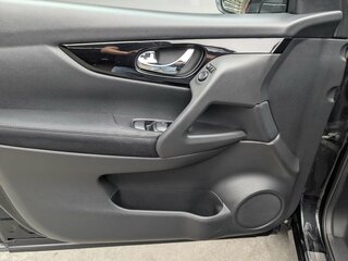 2017 Nissan Qashqai II, чёрный, 1485000 рублей, вид 5
