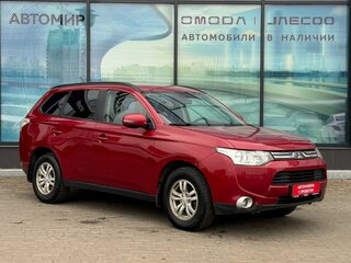 2013 Mitsubishi Outlander III, красный, 1175000 рублей, вид 3