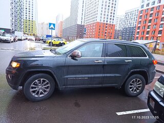 2013 Jeep Grand Cherokee IV (WK2) Рестайлинг, чёрный, 2100000 рублей, вид 2