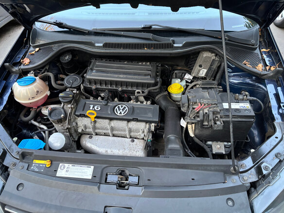 2014 Volkswagen Polo V, синий - вид 6