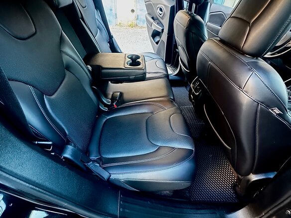 2018 Jeep Cherokee V (KL) Рестайлинг, чёрный, 2500000 рублей - вид 19
