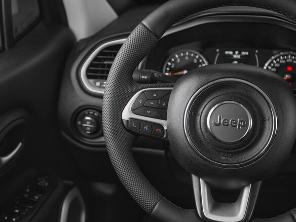 2018 Jeep Renegade I, синий, 1580000 рублей - вид 10