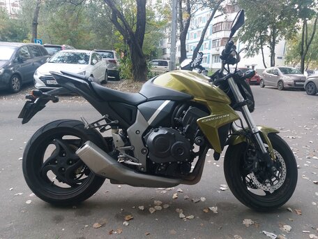 2009 Honda CB 1000R, зелёный, 630000 рублей, вид 4