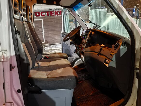 2010 Iveco Daily, белый, 1560000 рублей - вид 12