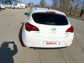 2011 Opel Astra J, белый, 620000 рублей, вид 3