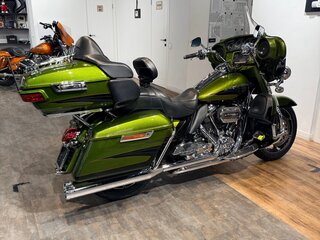 2017 Harley-Davidson CVO Limited, зелёный, 2299000 рублей, вид 3