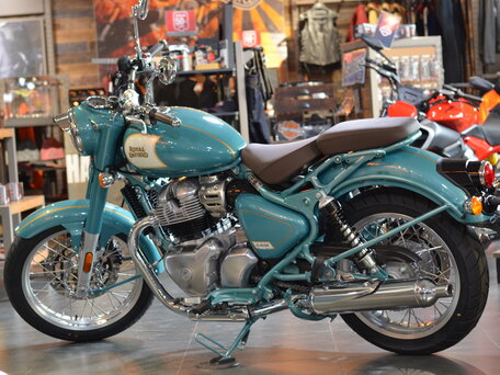 2026 Royal Enfield Classic 650, голубой, 722000 рублей, вид 2