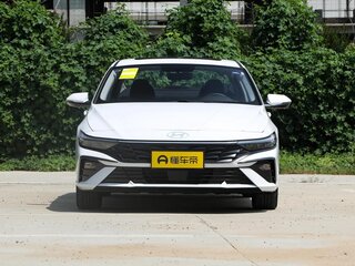 2025 Hyundai Elantra N Line VII (CN7) Рестайлинг, белый, 1930000 рублей, вид 2