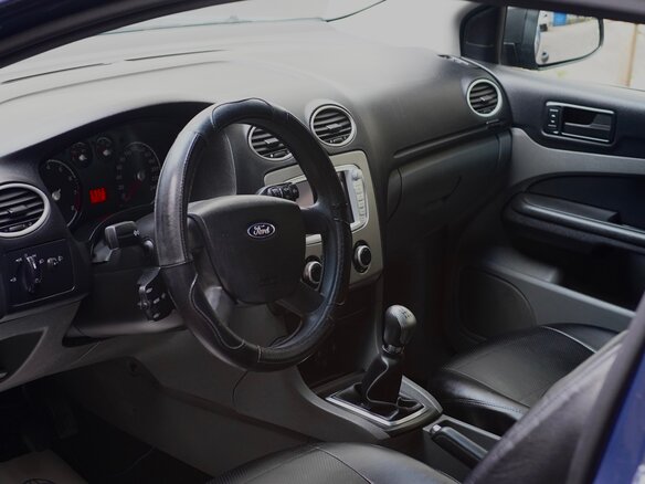 2009 Ford Focus II Рестайлинг, синий, 330000 рублей - вид 3