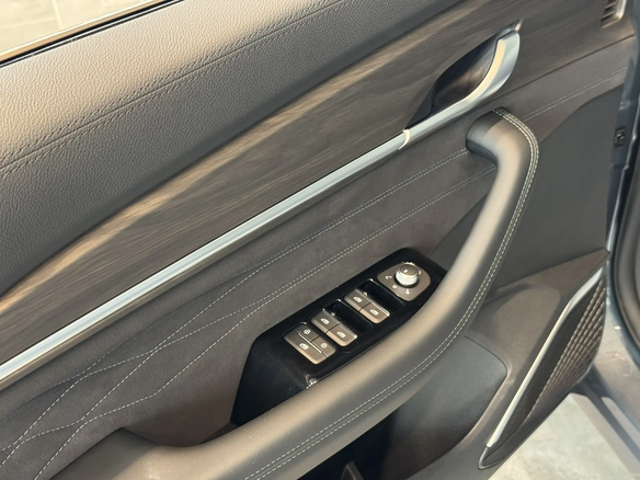 2026 Geely Monjaro I, серый, 4904990 рублей - вид 38