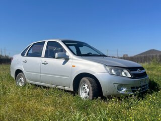 2014 Lada (ВАЗ) Granta I, серебристый, 345000 рублей, вид 2