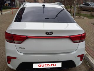 2018 Kia Rio IV, белый, 1750000 рублей, вид 3