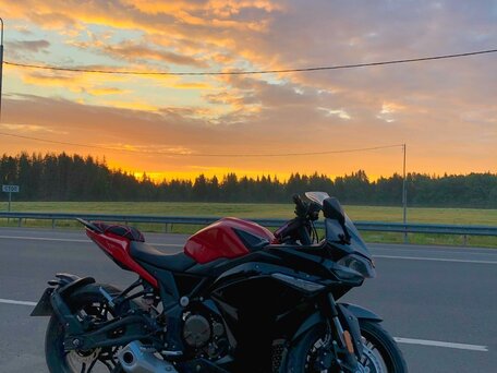 2020 Voge 300RR, красный, 290000 рублей, вид 2
