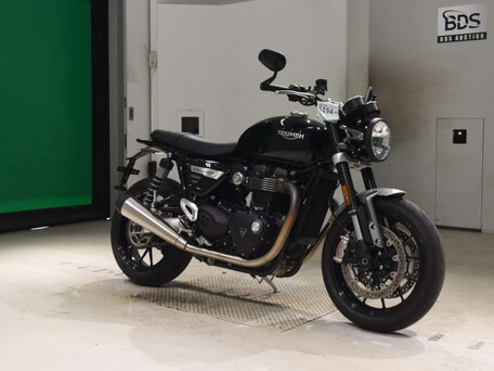 2022 Triumph Speed Twin, чёрный, 980000 рублей, вид 3