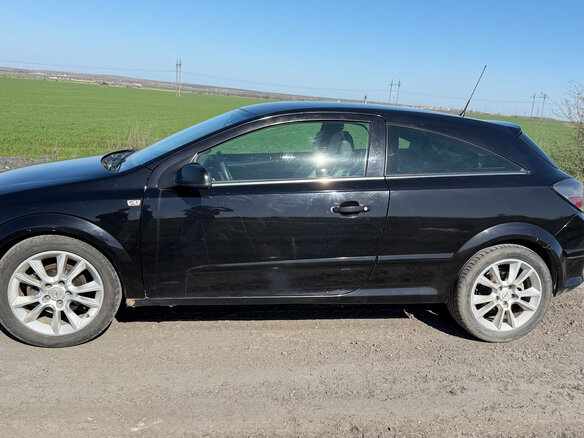 2008 Opel Astra GTC H Рестайлинг, чёрный, 450000 рублей - вид 7