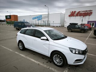 2017 Lada (ВАЗ) Vesta SW I, белый, 820000 рублей, вид 2
