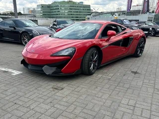 2019 McLaren 540C I, красный, 15000000 рублей, вид 1