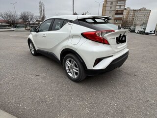 2020 Toyota C-HR I Рестайлинг, белый, 3550000 рублей, вид 5